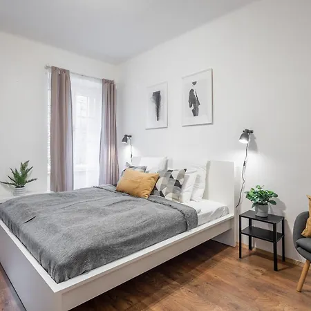 Chic Urban Retreat Bacso Appartement Boedapest