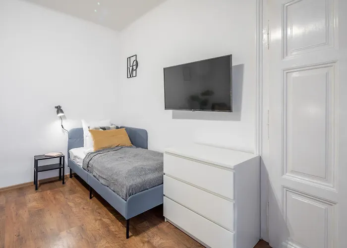Chic Urban Retreat Bacso *