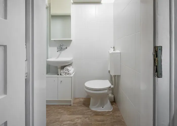 شقة Chic Urban Retreat Bacso بودابست