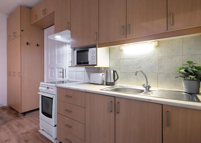 Chic Urban Retreat Bacso *