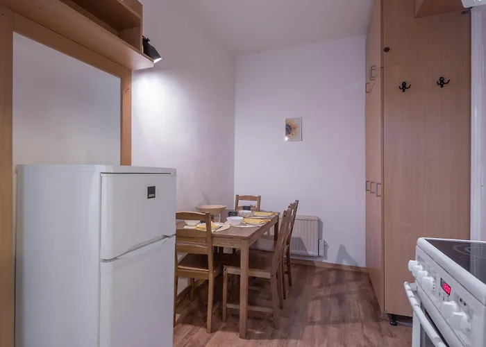 Chic Urban Retreat Bacso * بودابست