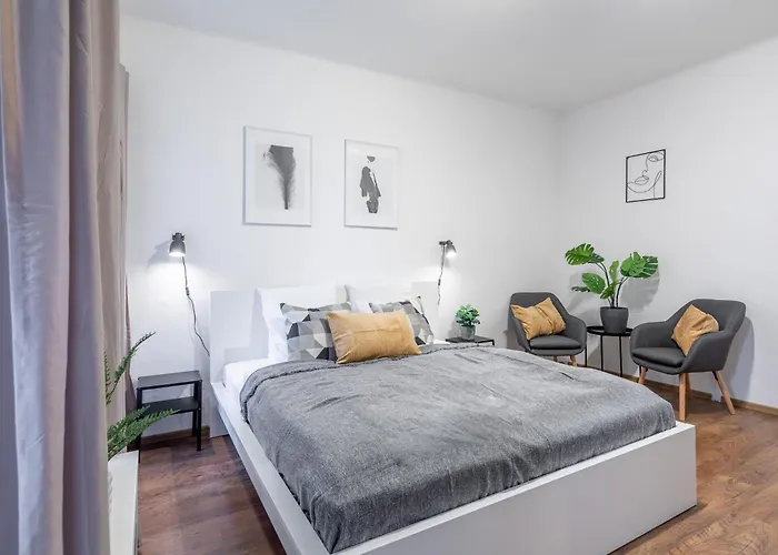شقة Chic Urban Retreat Bacso *
